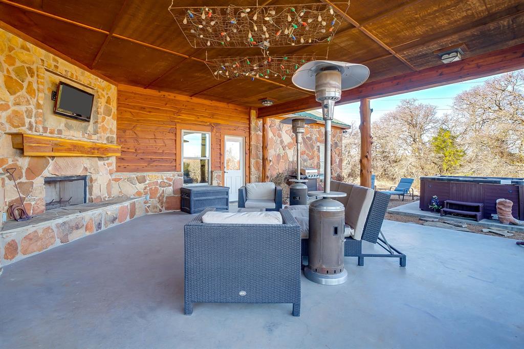 141 County Road 4793 Property Photo 11