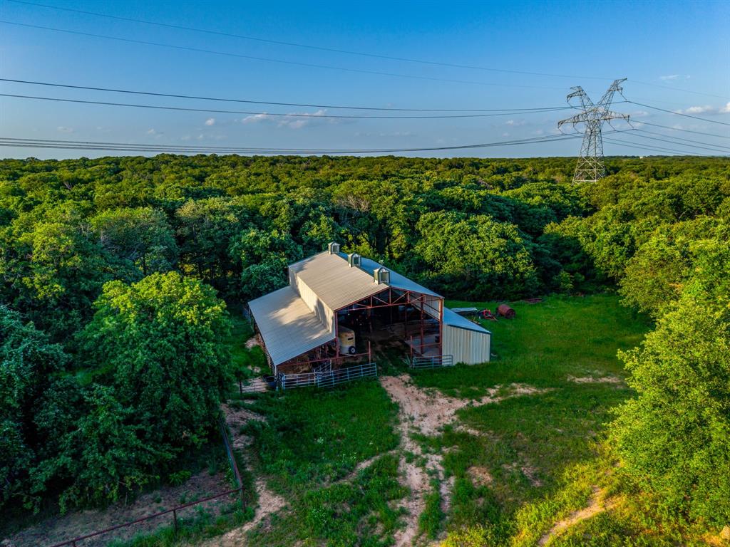 141 County Road 4793 Property Photo 16