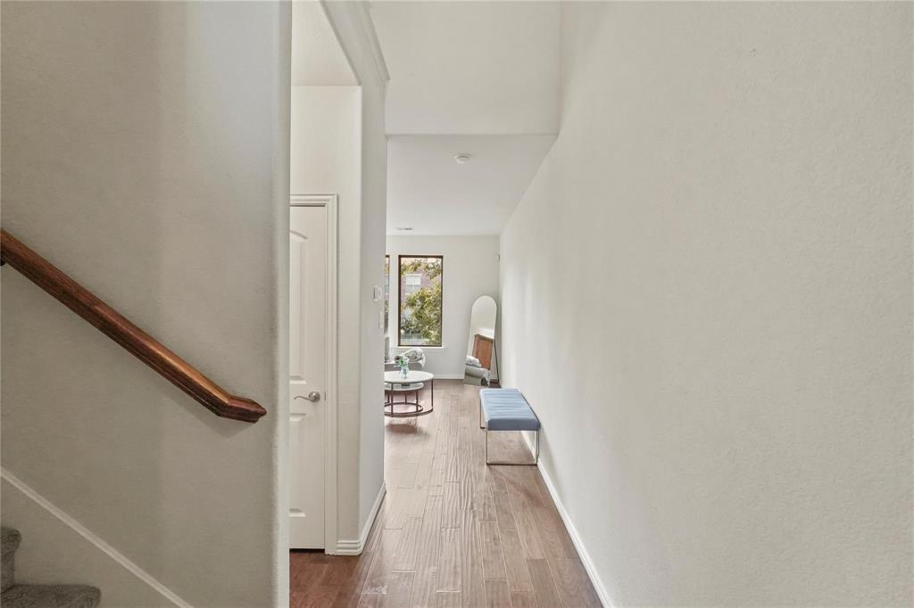 546 Alexandra Avenue Property Photo 3