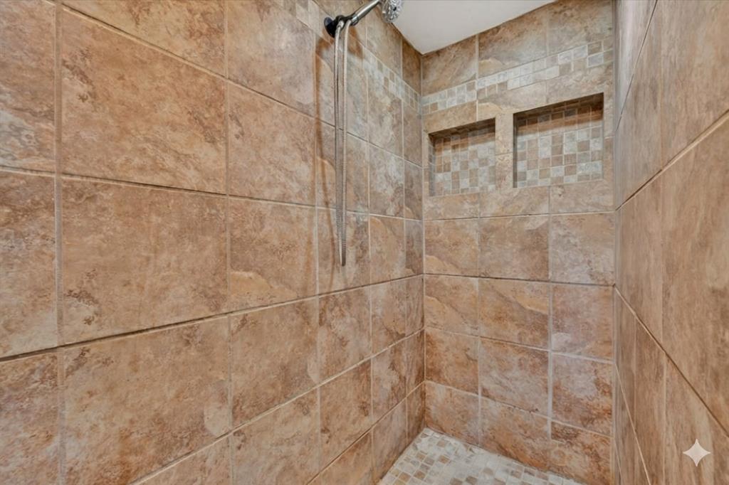1276 County Road 1480 Property Photo 18