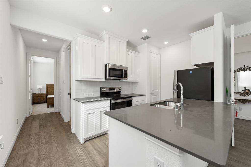 8227 Vitex Avenue Property Photo 11