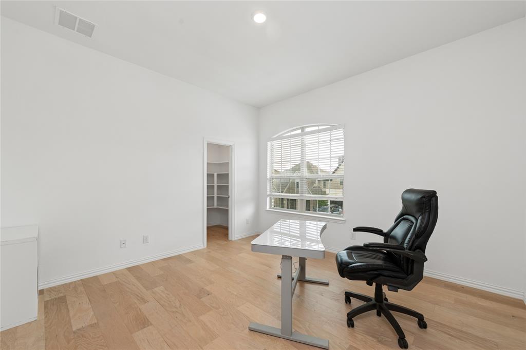 8227 Vitex Avenue Property Photo 19