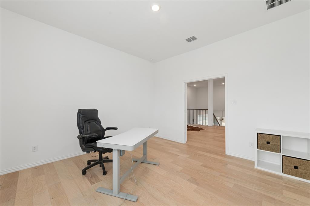 8227 Vitex Avenue Property Photo 20