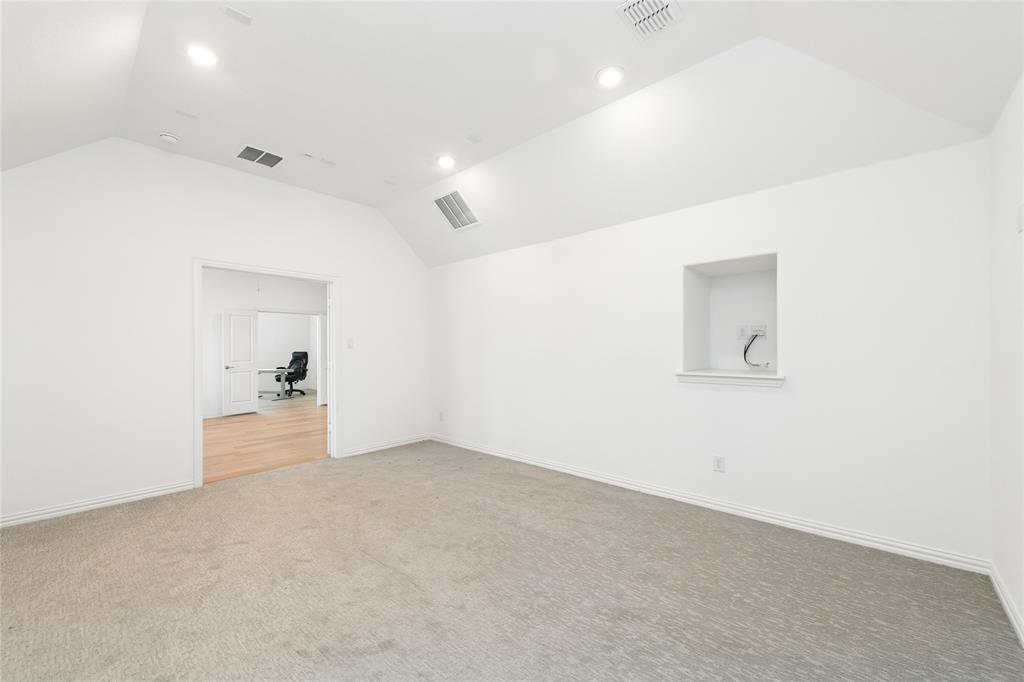 8227 Vitex Avenue Property Photo 22