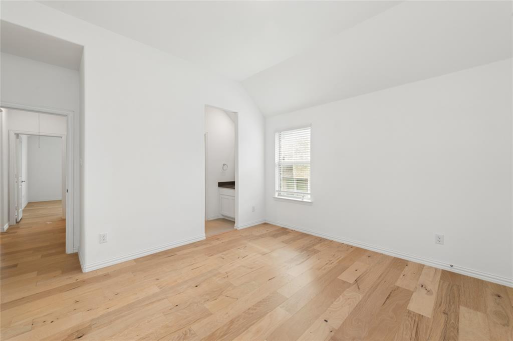 8227 Vitex Avenue Property Photo 25