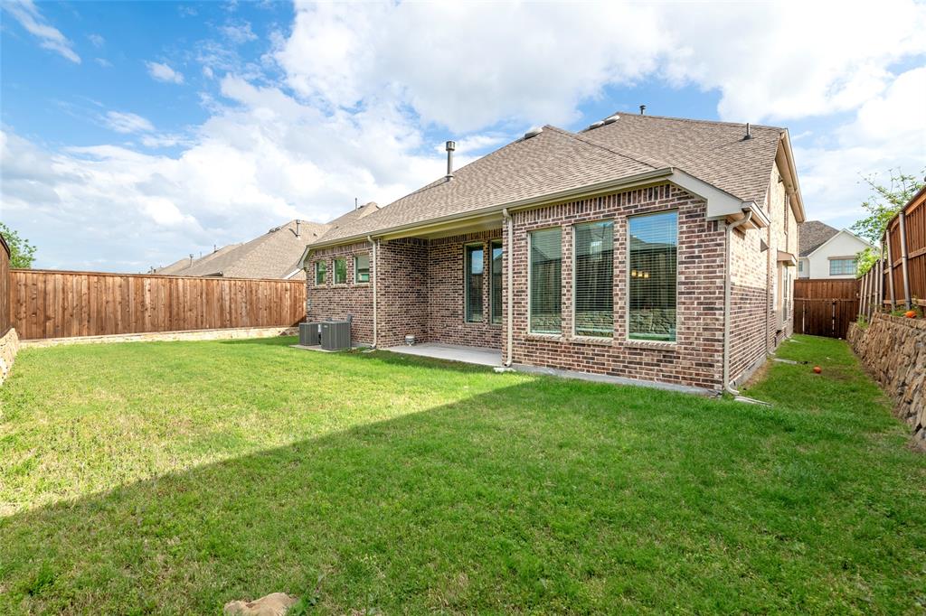 8227 Vitex Avenue Property Photo 39