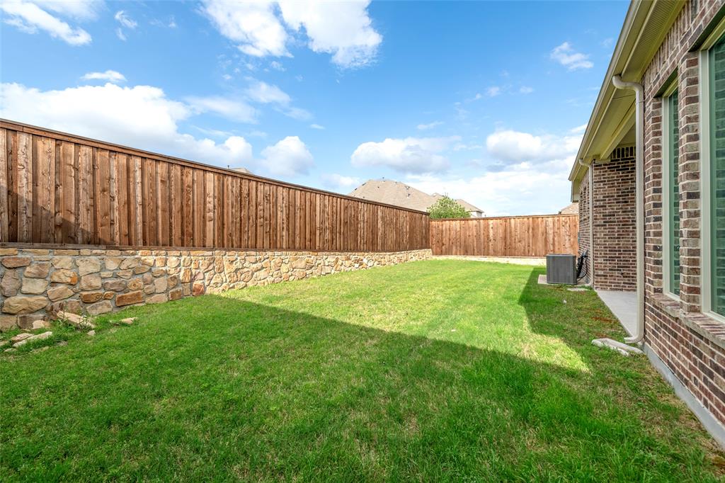 8227 Vitex Avenue Property Photo 40