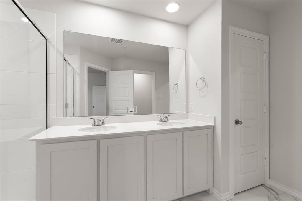 4507 Avion Drive Property Photo 12