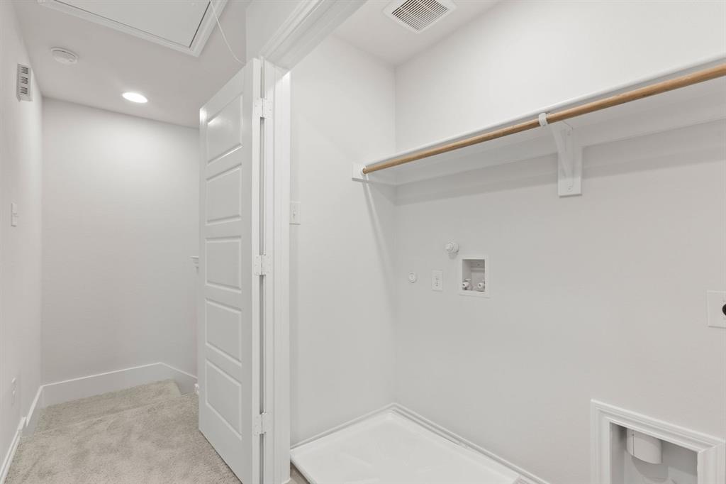 4507 Avion Drive Property Photo 25