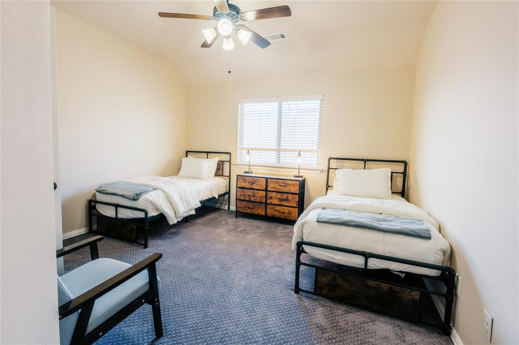 728 Chatsworth Drive Property Photo 26