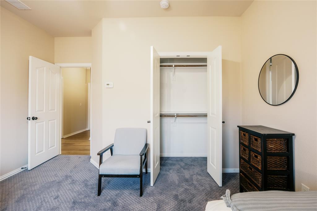 728 Chatsworth Drive Property Photo 27