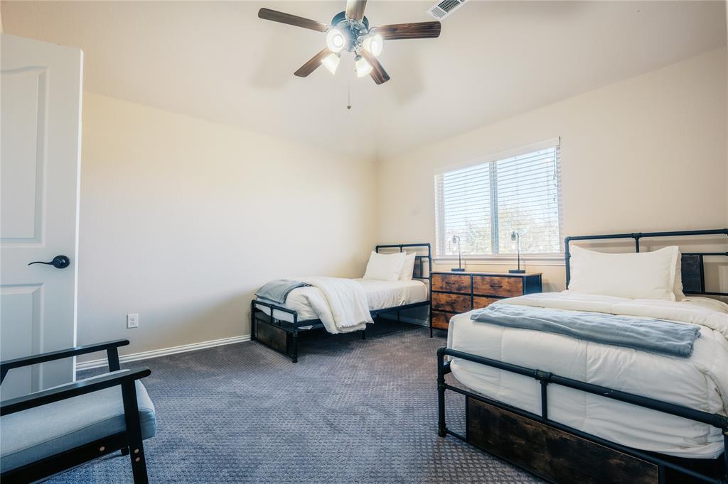 728 Chatsworth Drive Property Photo 31