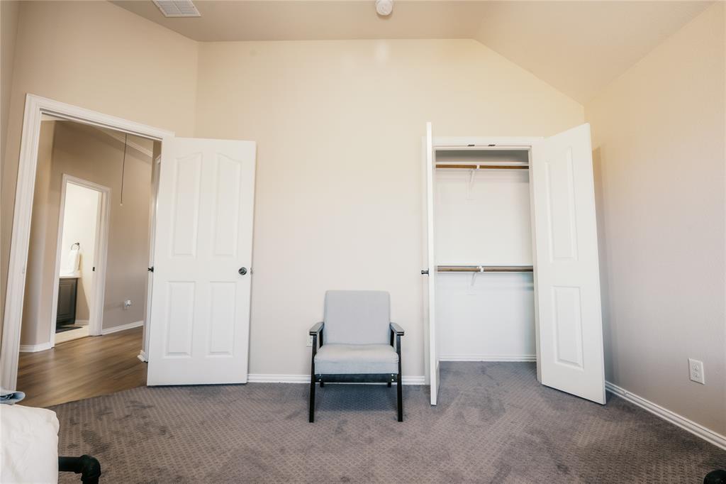 728 Chatsworth Drive Property Photo 32
