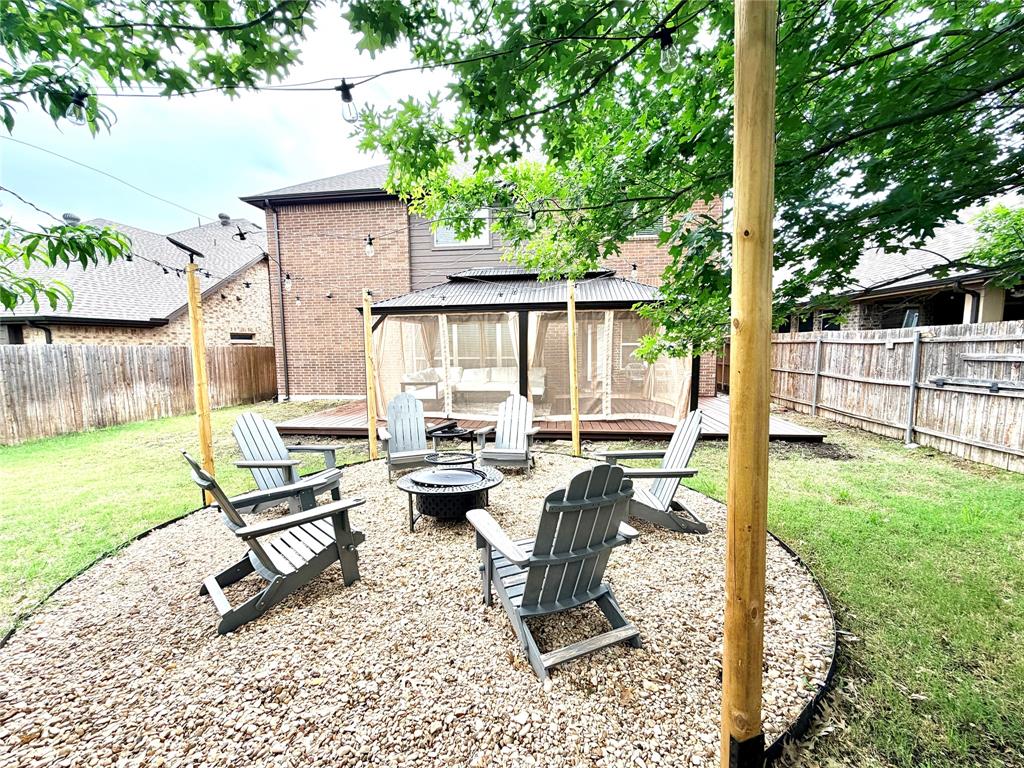 728 Chatsworth Drive Property Photo 35