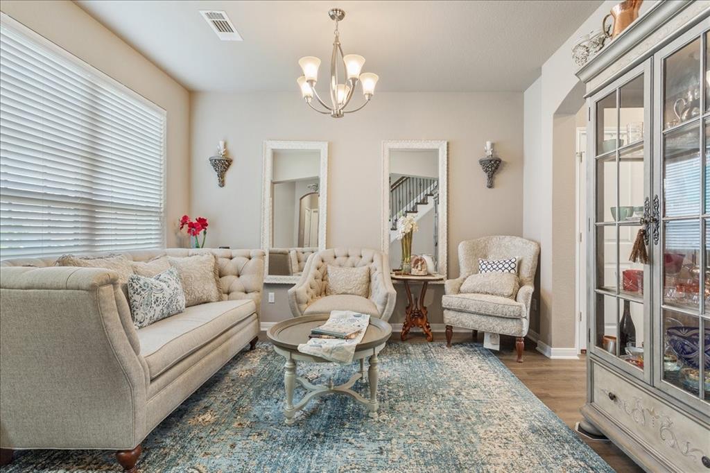 10205 Mickler Lane Property Photo 6