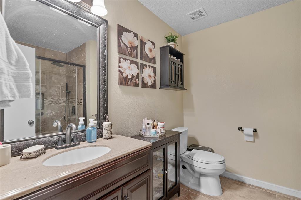 317 Quail Crossing Drive Property Photo 14