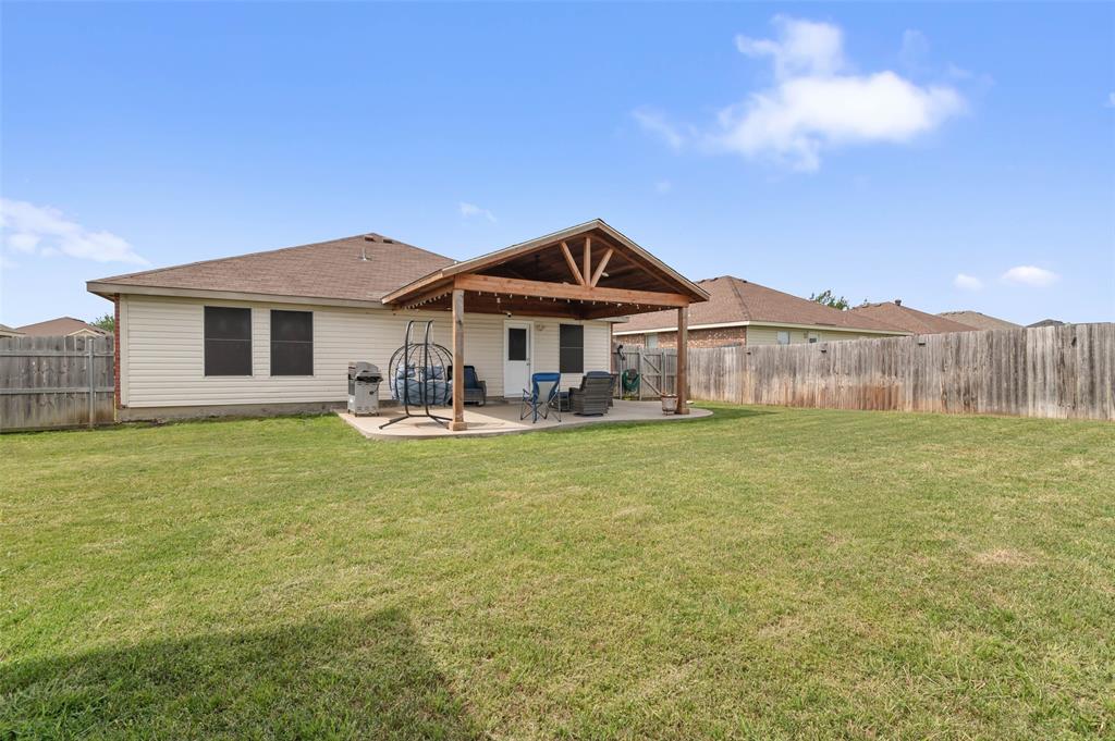 317 Quail Crossing Drive Property Photo 22