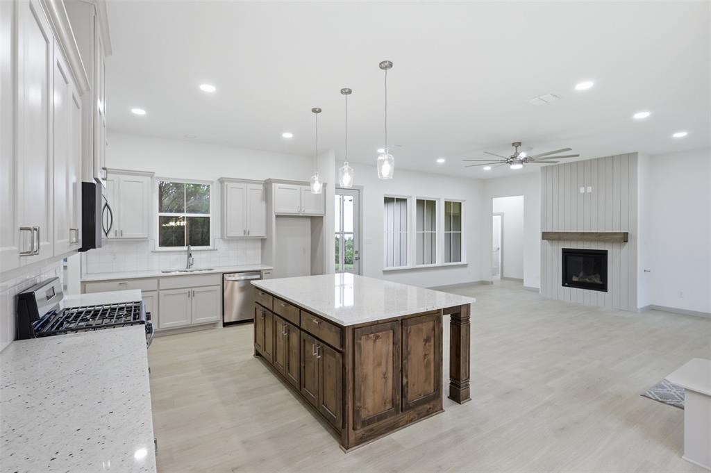 4595 Skyline Drive Property Photo 17