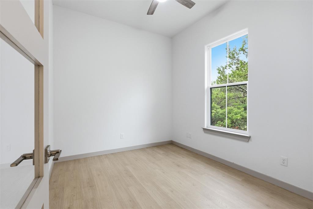 4595 Skyline Drive Property Photo 28