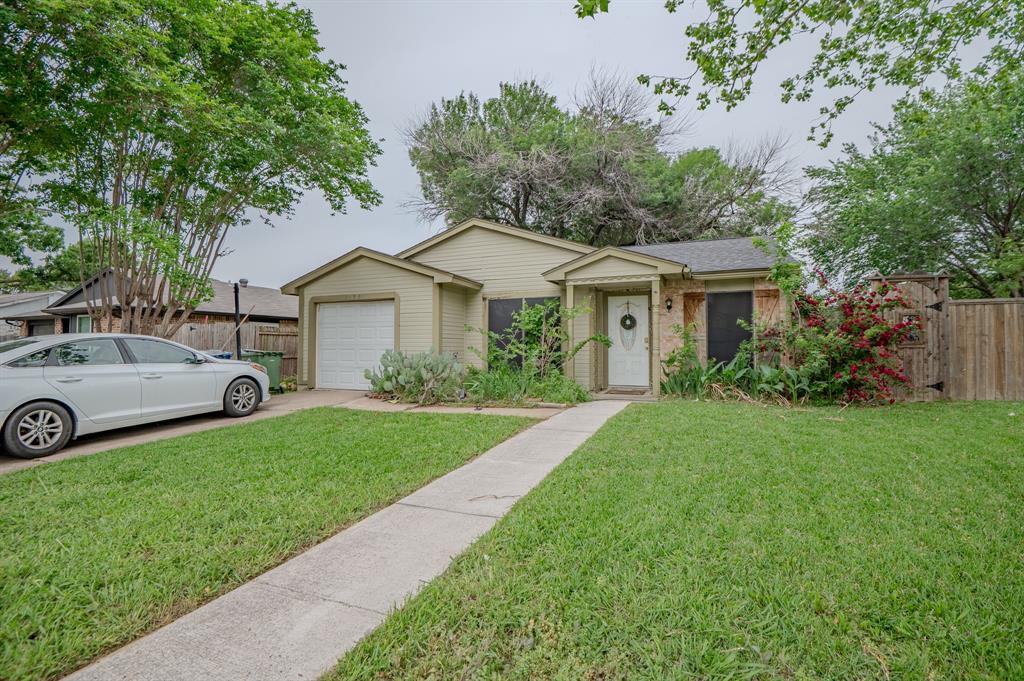 4220 Malone Avenue Property Photo 1