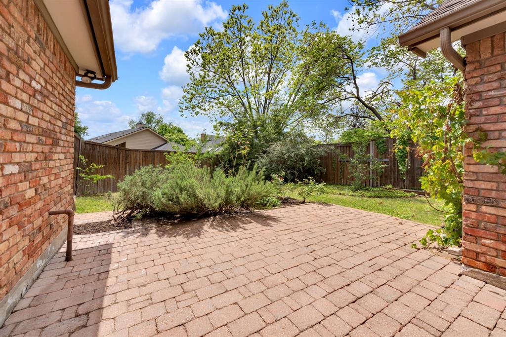 6214 Liberty Hill Property Photo 32