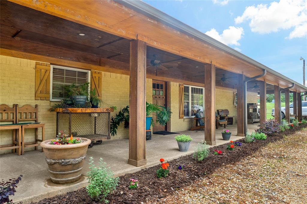 10860 Farm Road 197 Property Photo 15