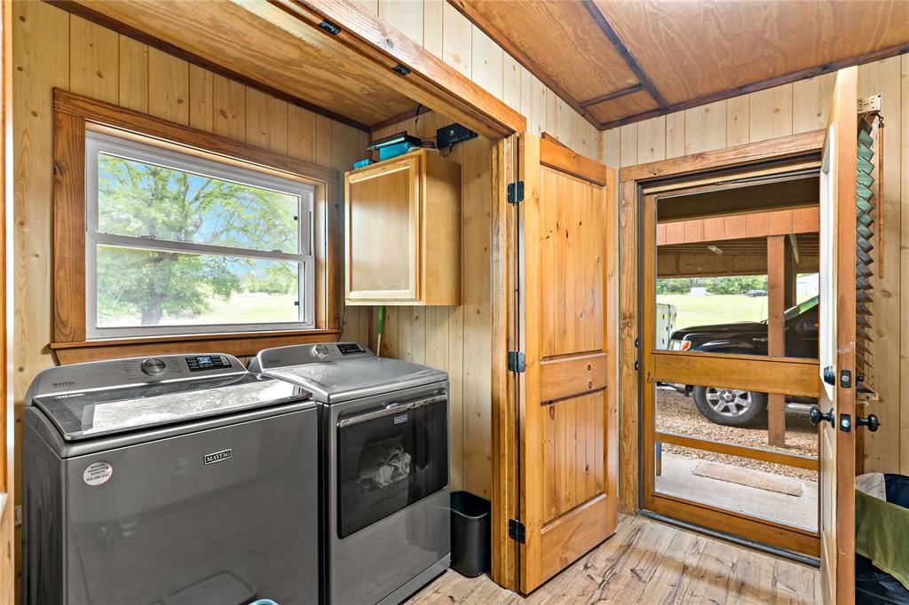 10860 Farm Road 197 Property Photo 18