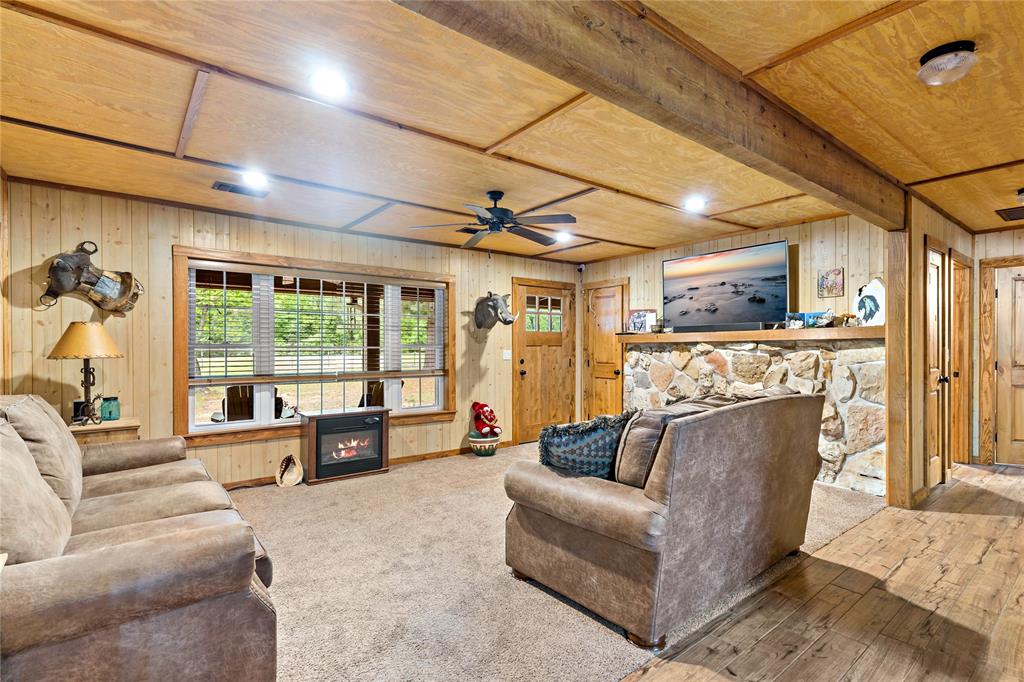 10860 Farm Road 197 Property Photo 19