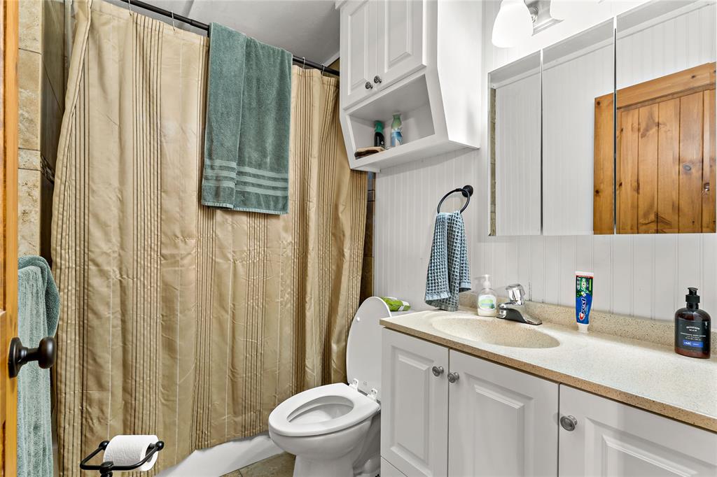 10860 Farm Road 197 Property Photo 21