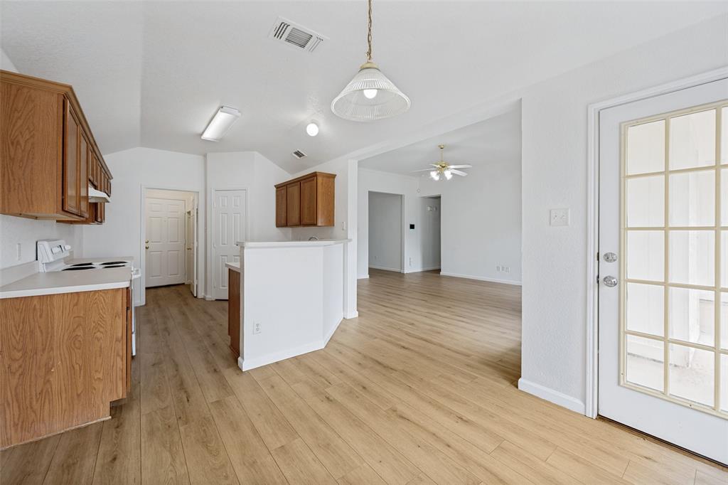 308 Rock Hill Drive Property Photo 10