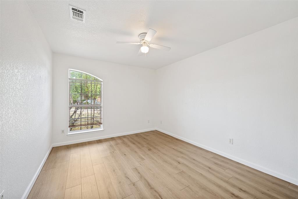 308 Rock Hill Drive Property Photo 14