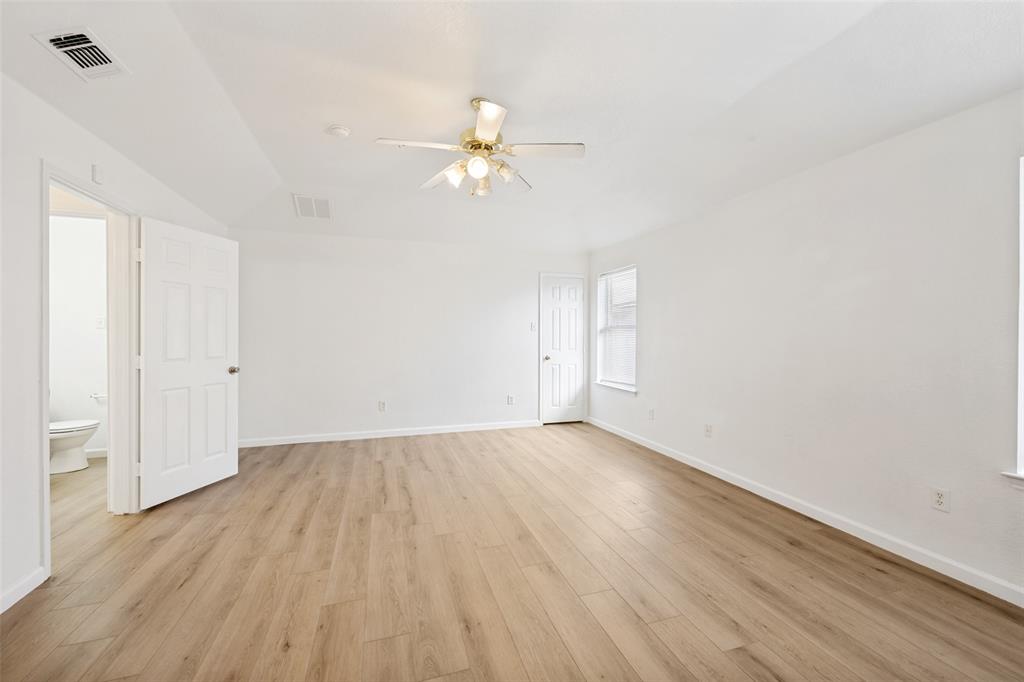 308 Rock Hill Drive Property Photo 17