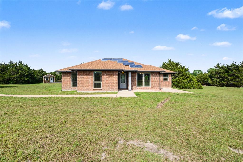 5945 County Road 441 Property Photo 1