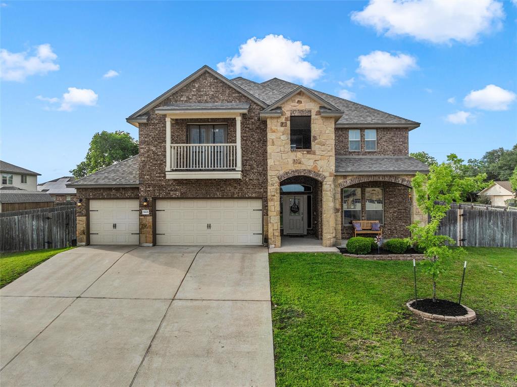 5801 Beckon Property Photo 1