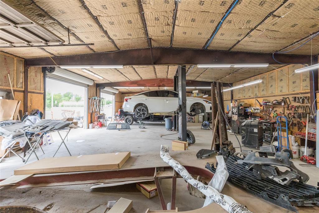1007 S Avenue Property Photo 29