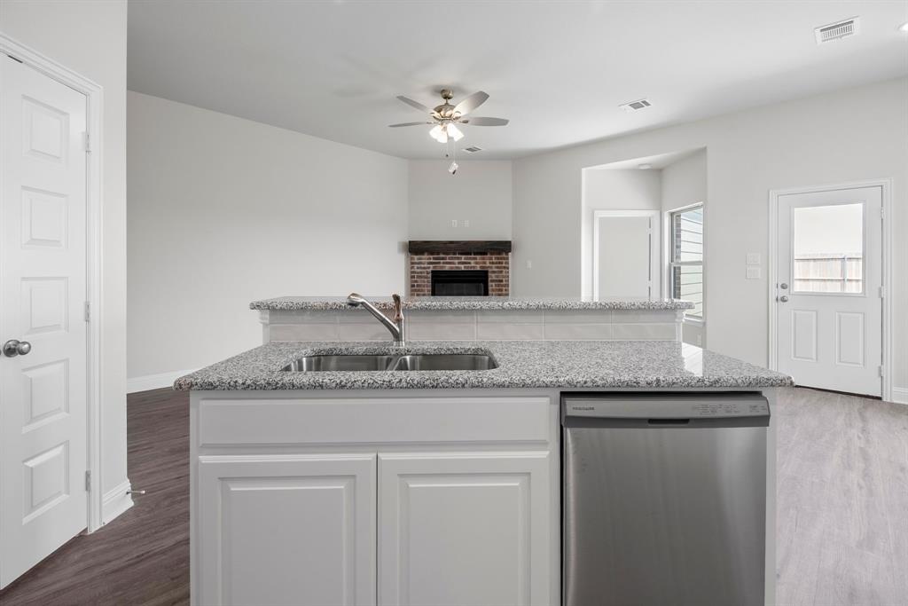 3813 Arrowchop Drive Property Photo 10