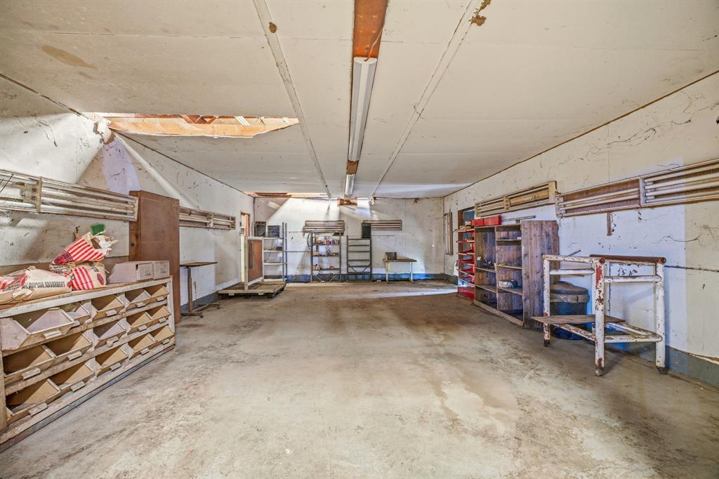 3429 W Walker Street Property Photo 17