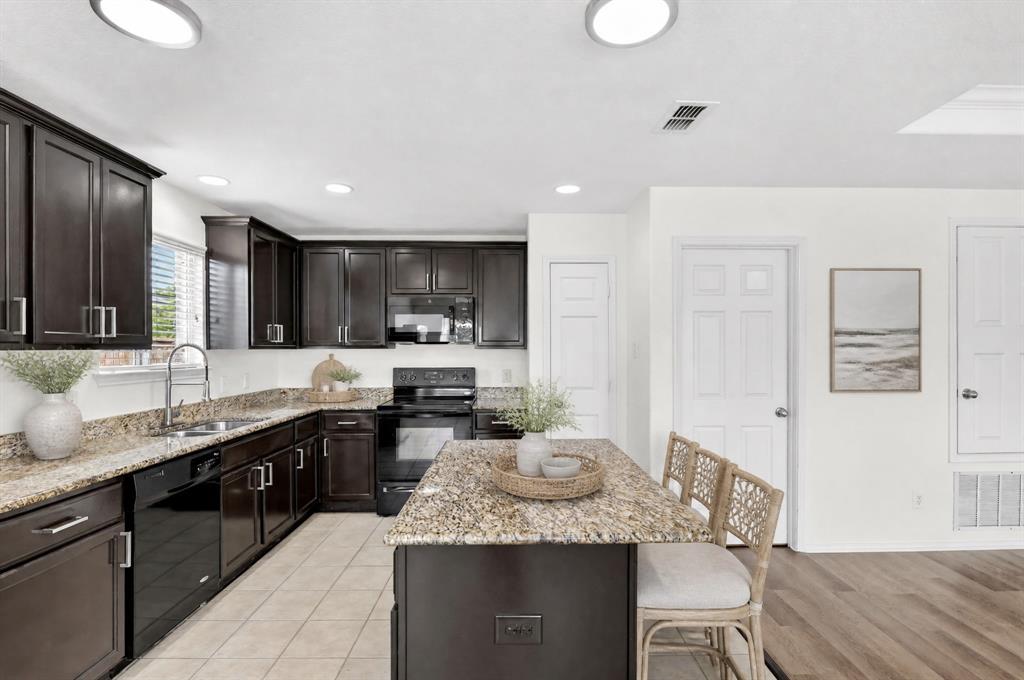 1800 Christopher Creek Drive Property Photo 20