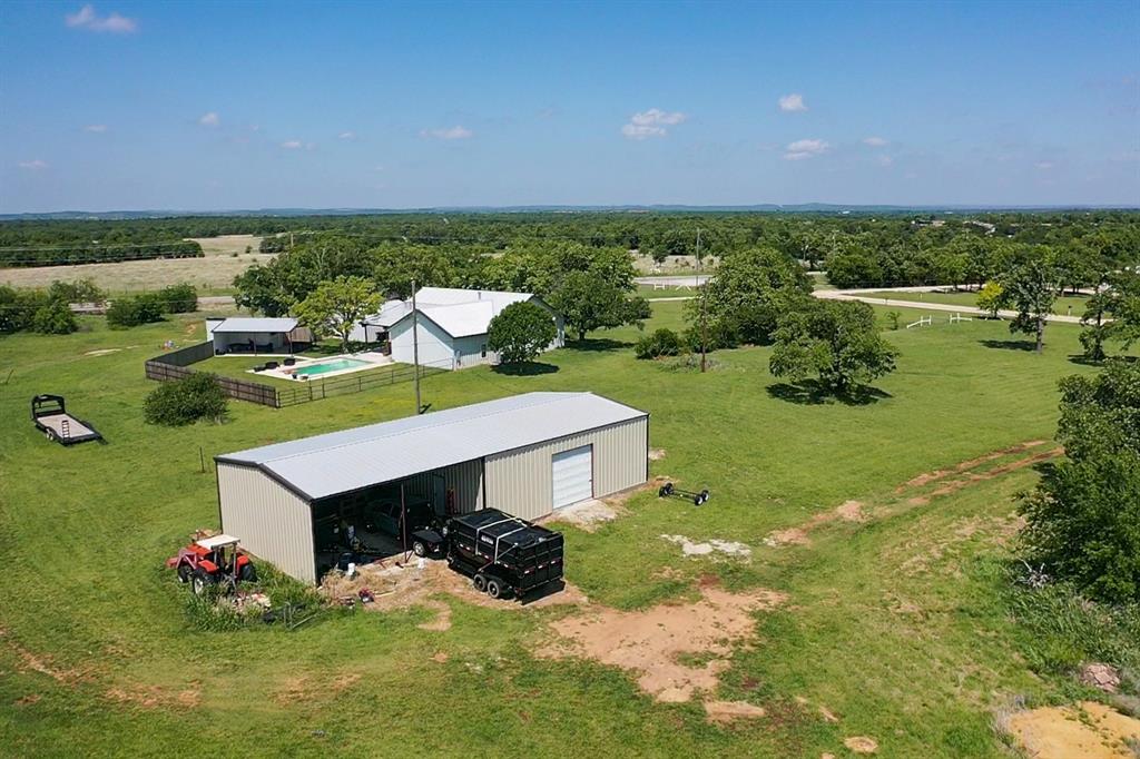 1201 Synterra Estates Loop Property Photo 29