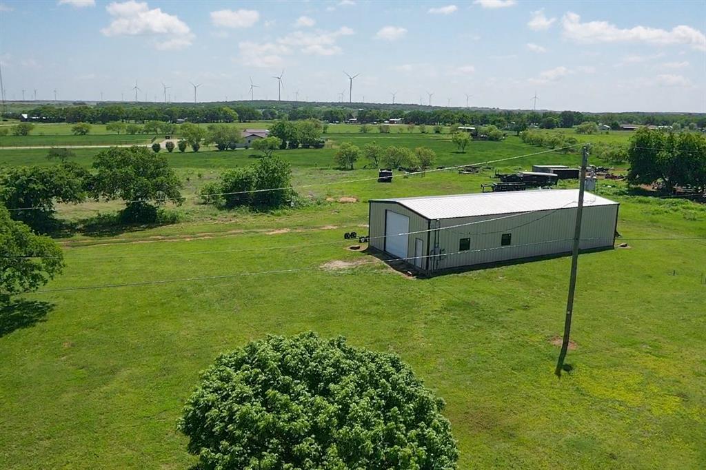 1201 Synterra Estates Loop Property Photo 32
