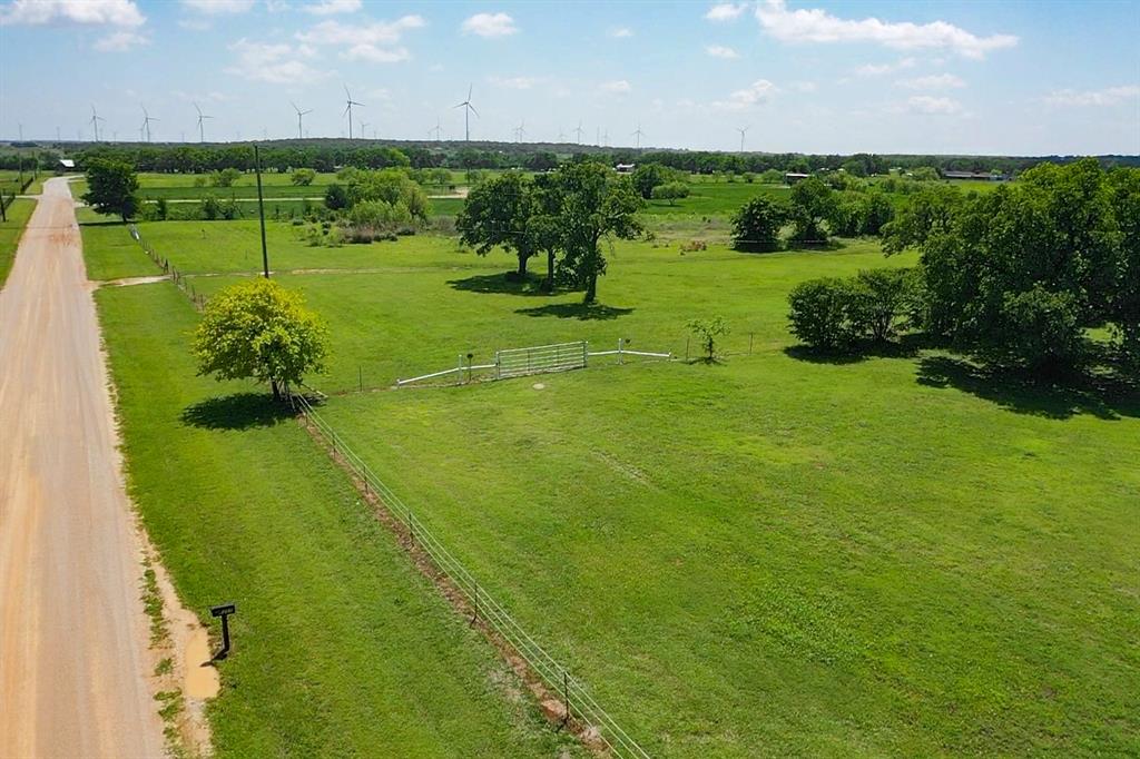 1201 Synterra Estates Loop Property Photo 34