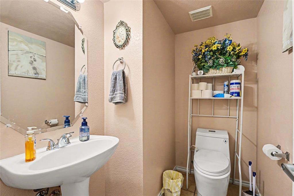 6369 Redeagle Creek Drive Property Photo 15