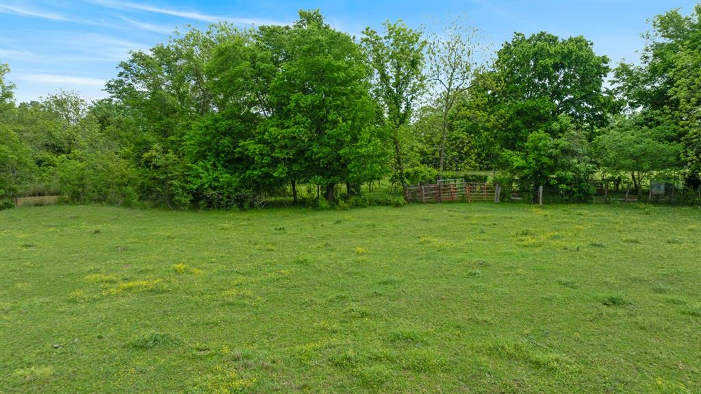 000 Cr 2110 Property Photo 22