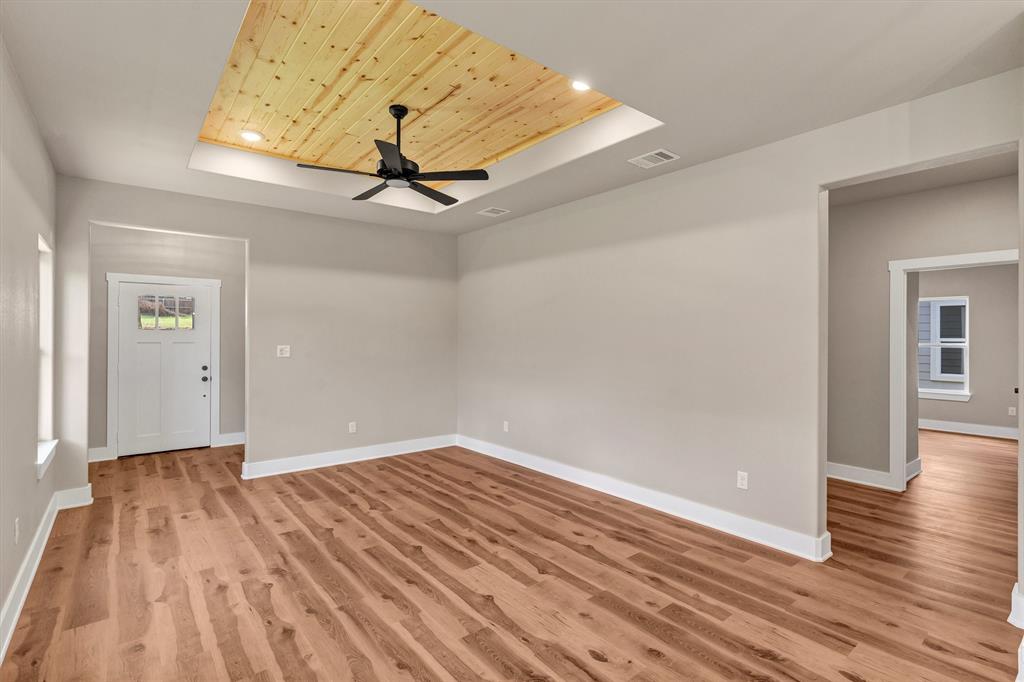 807 Branding Iron Trail Property Photo 9