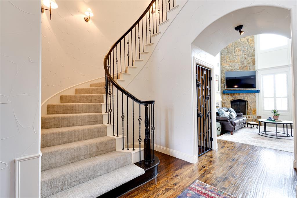 7757 Bella Milano Drive Property Photo 2