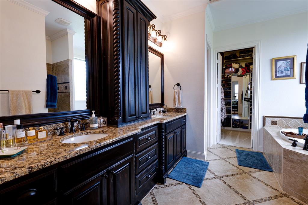 7757 Bella Milano Drive Property Photo 12