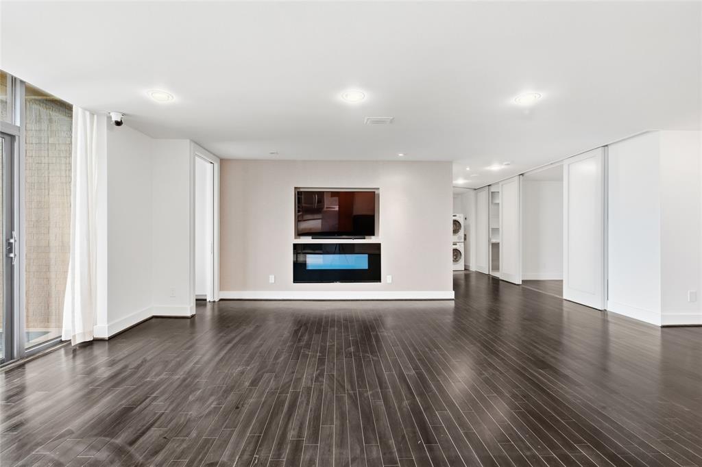 5200 Keller Springs Road 1331 Property Photo 7