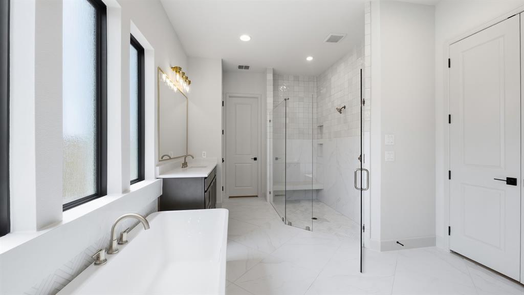 100 Twilight Drive Property Photo 16