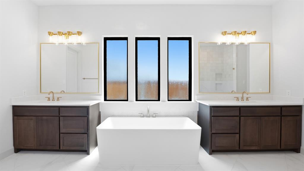 100 Twilight Drive Property Photo 17