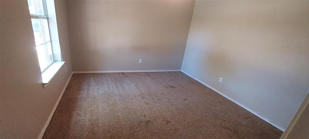 1011 Bainbridge Lane Property Photo 6